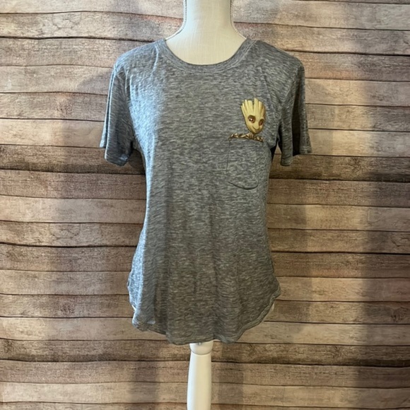 Marvel Women’s Shirt Size M - Picture 1 of 3